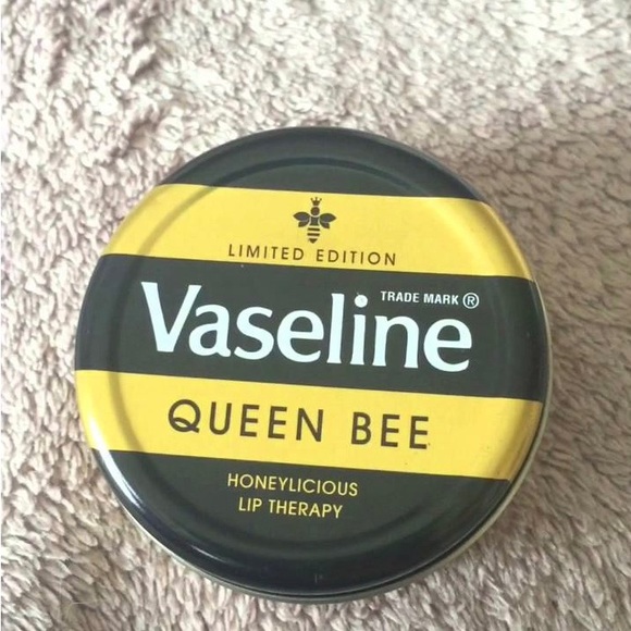 ISO - looking for these Vaseline lip tins, accepting cash, Canada Only - Picture 9 of 10